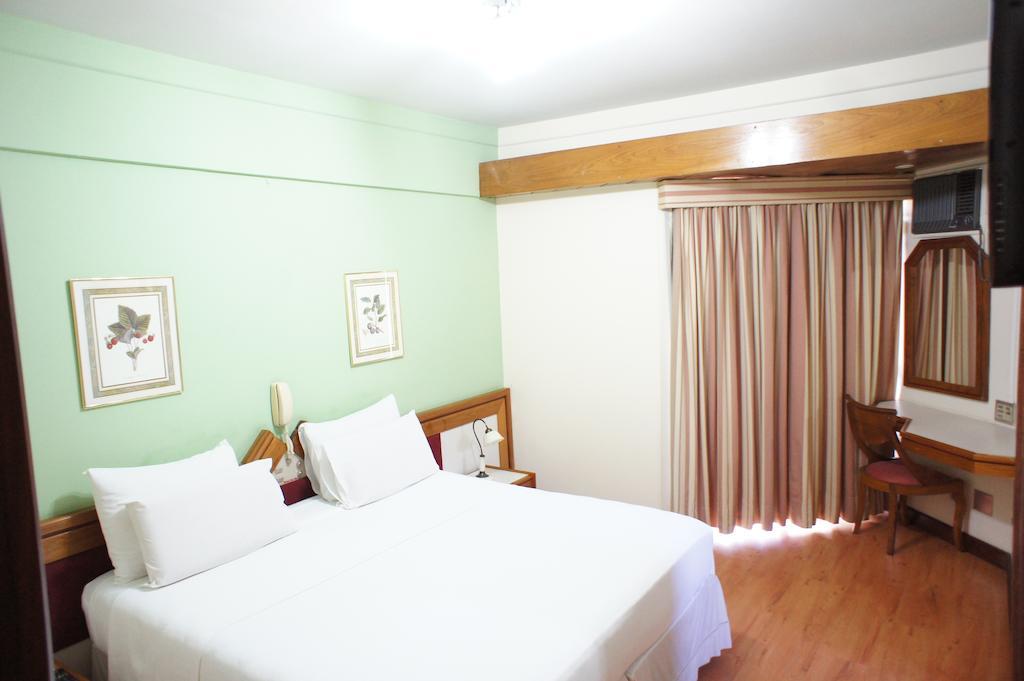 Hotel Solar Corte Real Sabara Bilik gambar