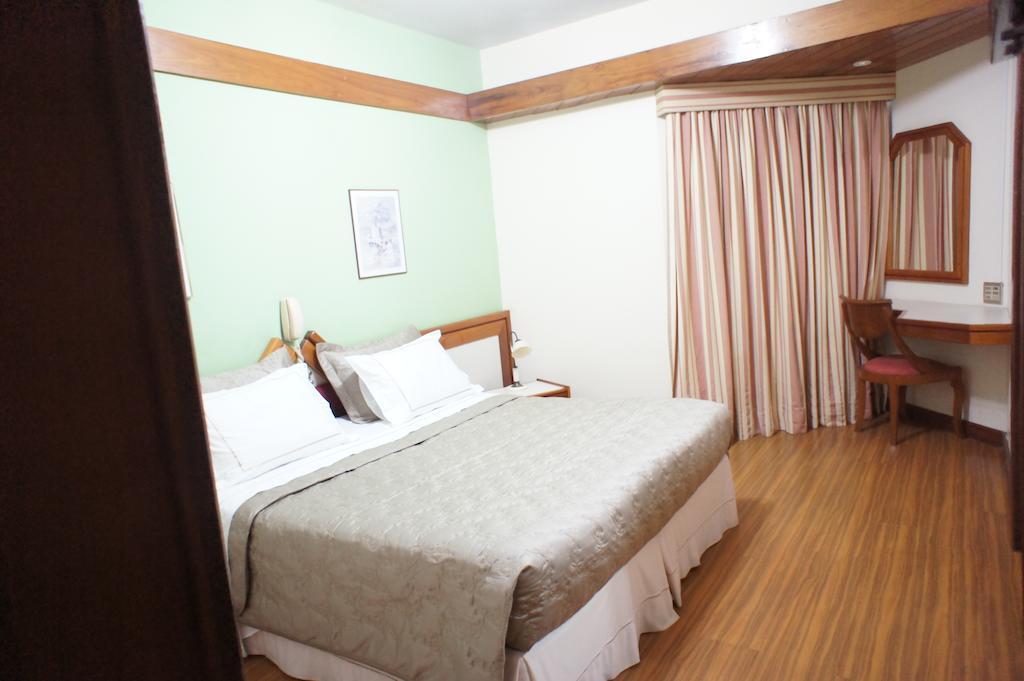 Hotel Solar Corte Real Sabara Bilik gambar