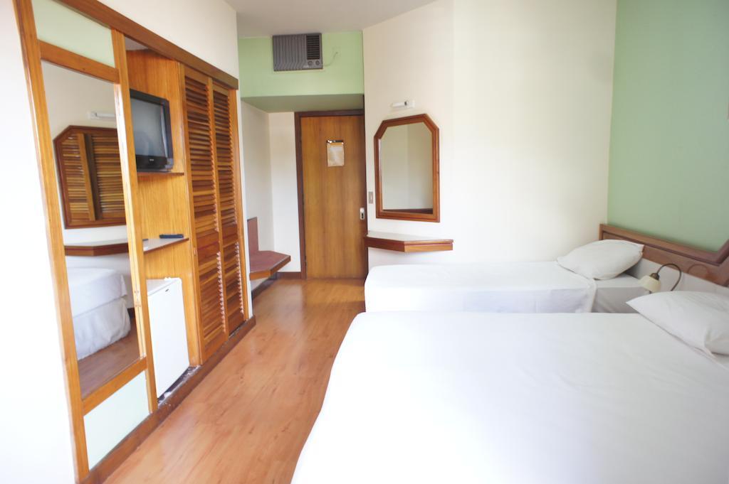 Hotel Solar Corte Real Sabara Bilik gambar